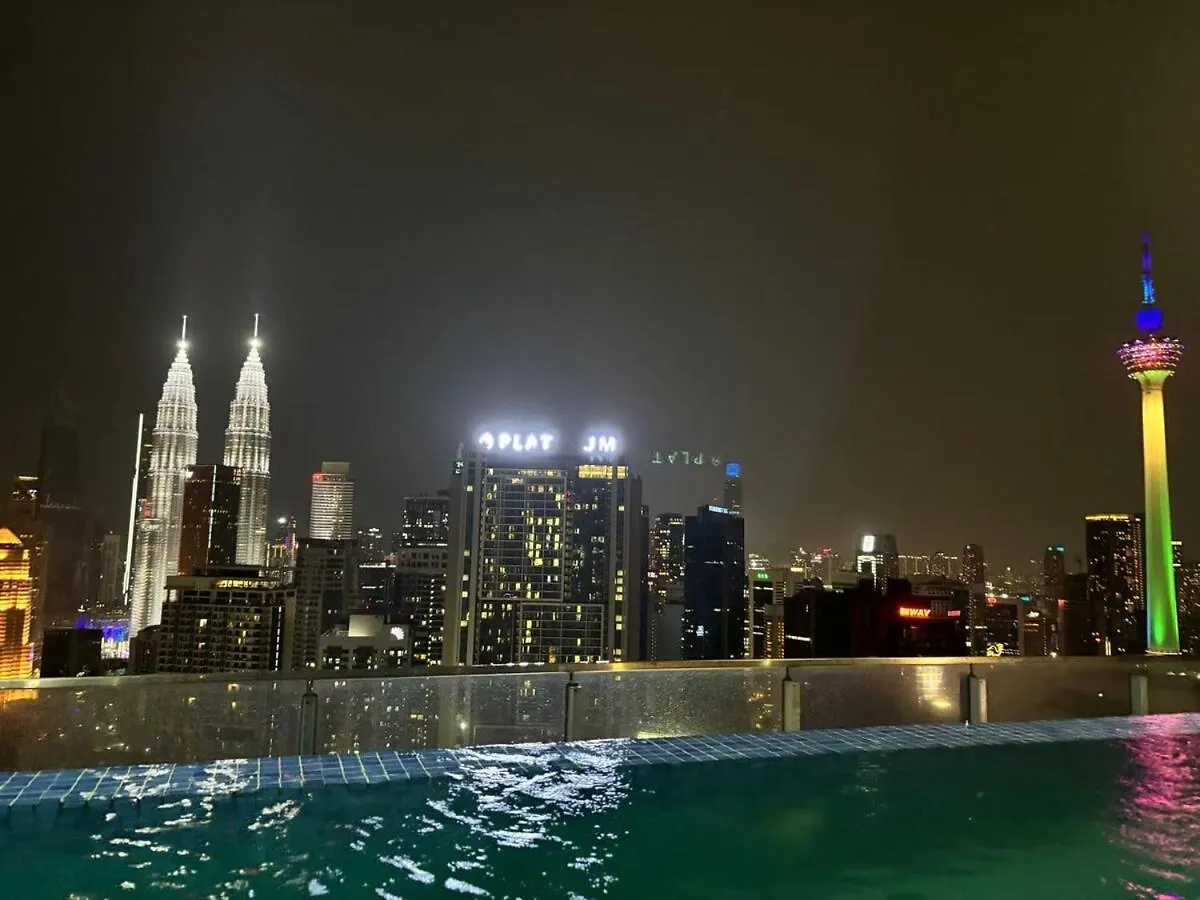 Premium Cozy Suite Rooftop Pool Klcc-1080Hd Movie Kuala Lumpur